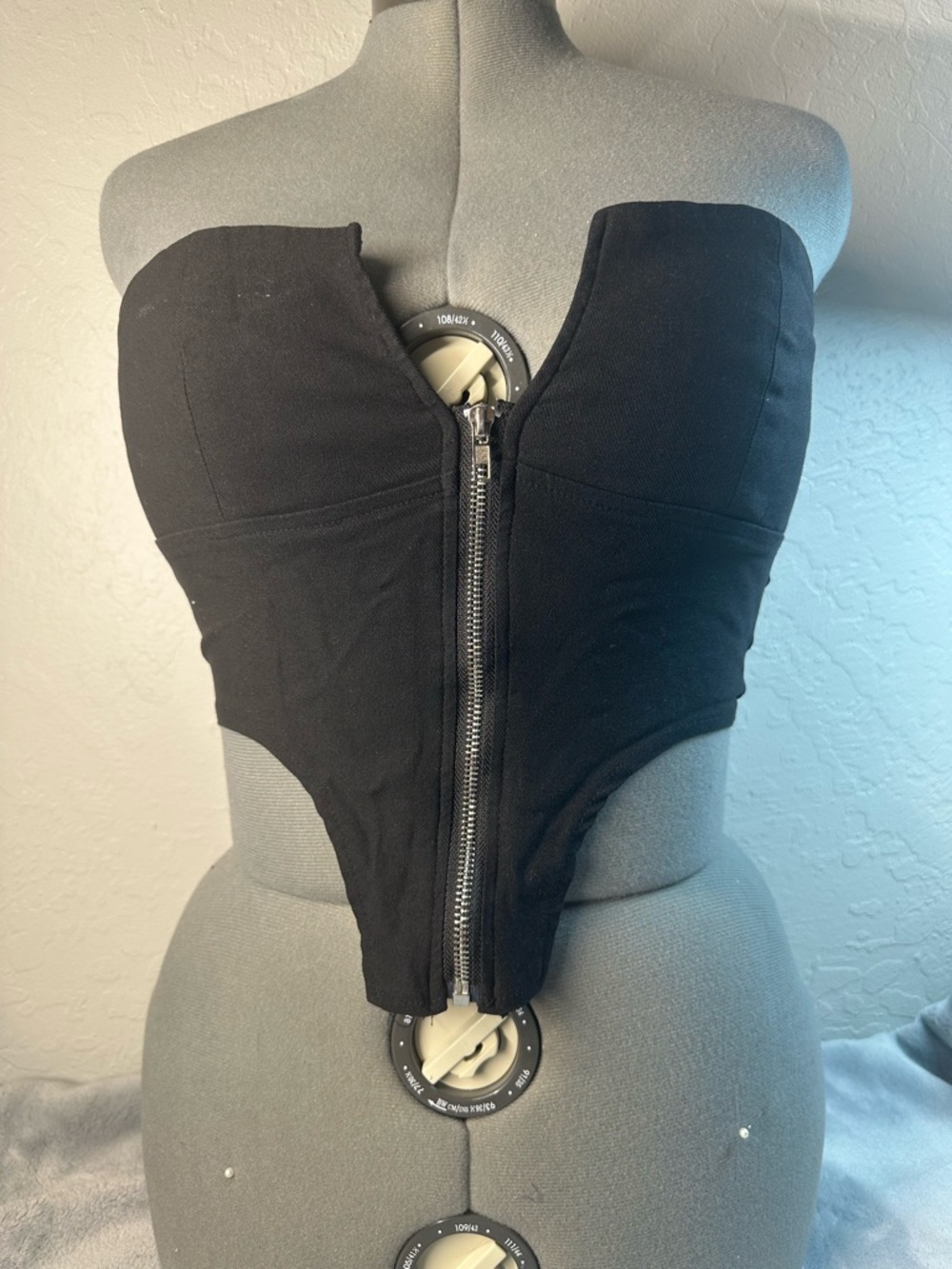 Black Strapless Zip-Front Crop Top